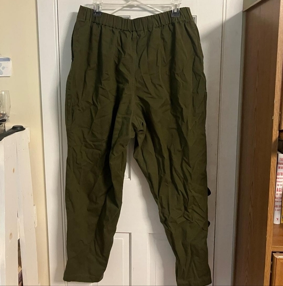 Frankie Slim Pants - Picture 7 of 10